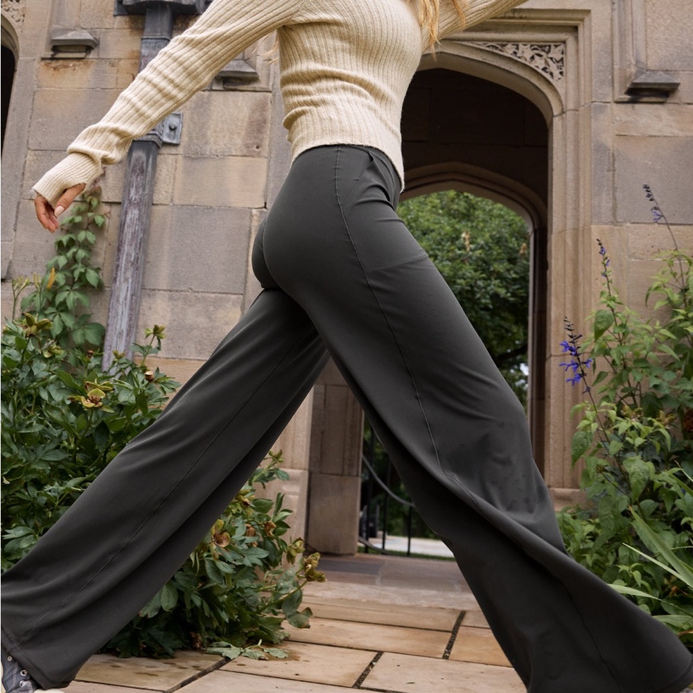 American eagle aerie real me high waisted trousers